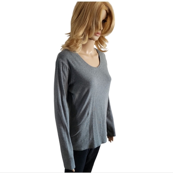 Company Ellen Tracy long sleeve scoop neck gray tee, size L - Picture 2 of 7